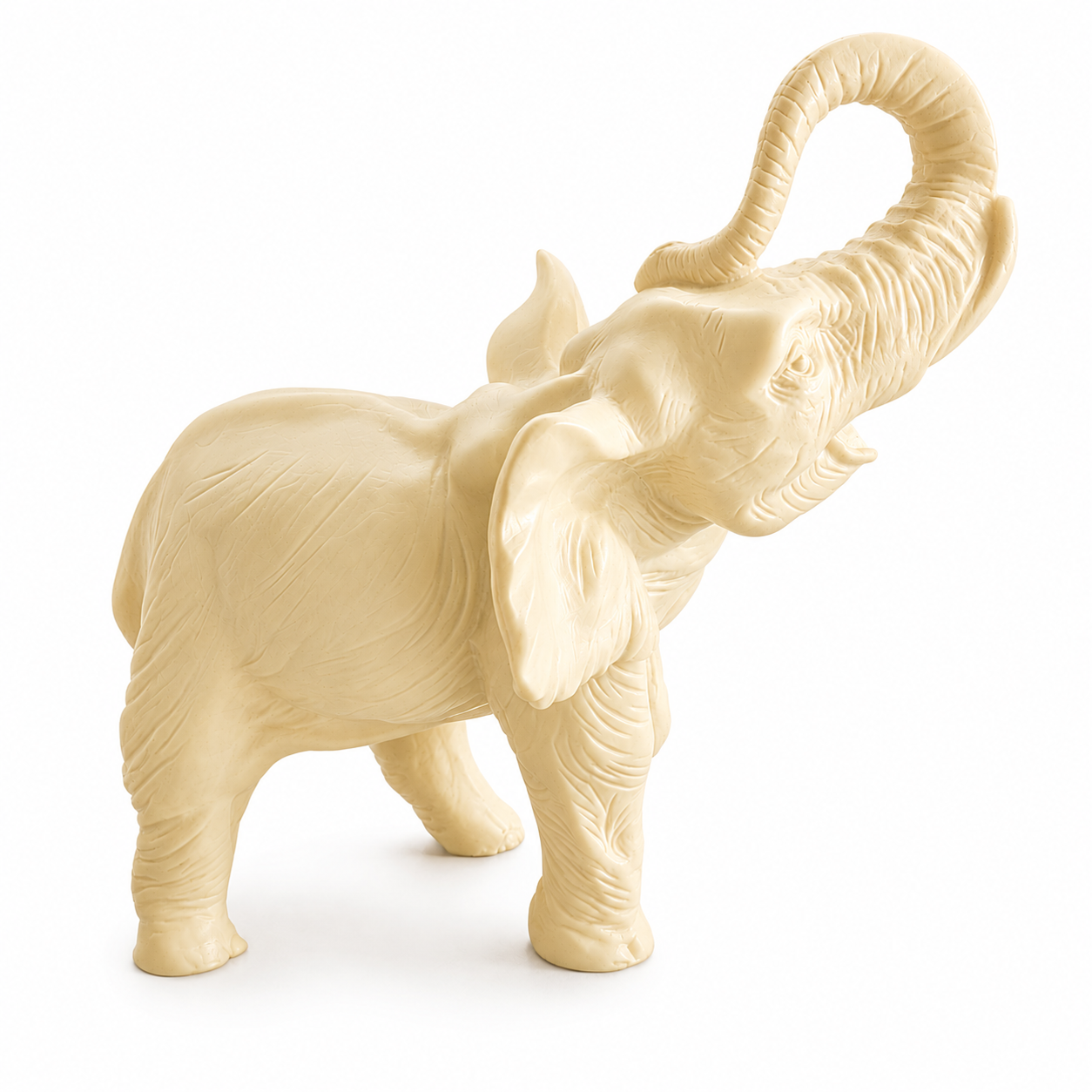 Éléphant sculpté en ivoire