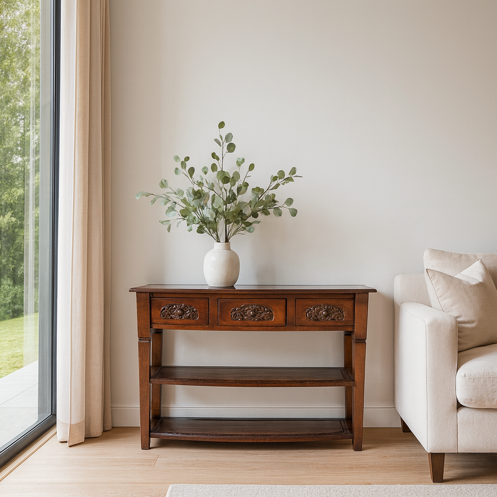 Console teck sculpté