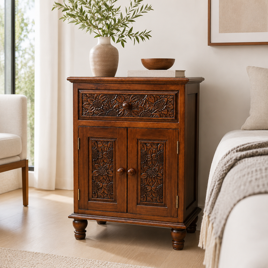 Table d'appoint en acacia sculpté