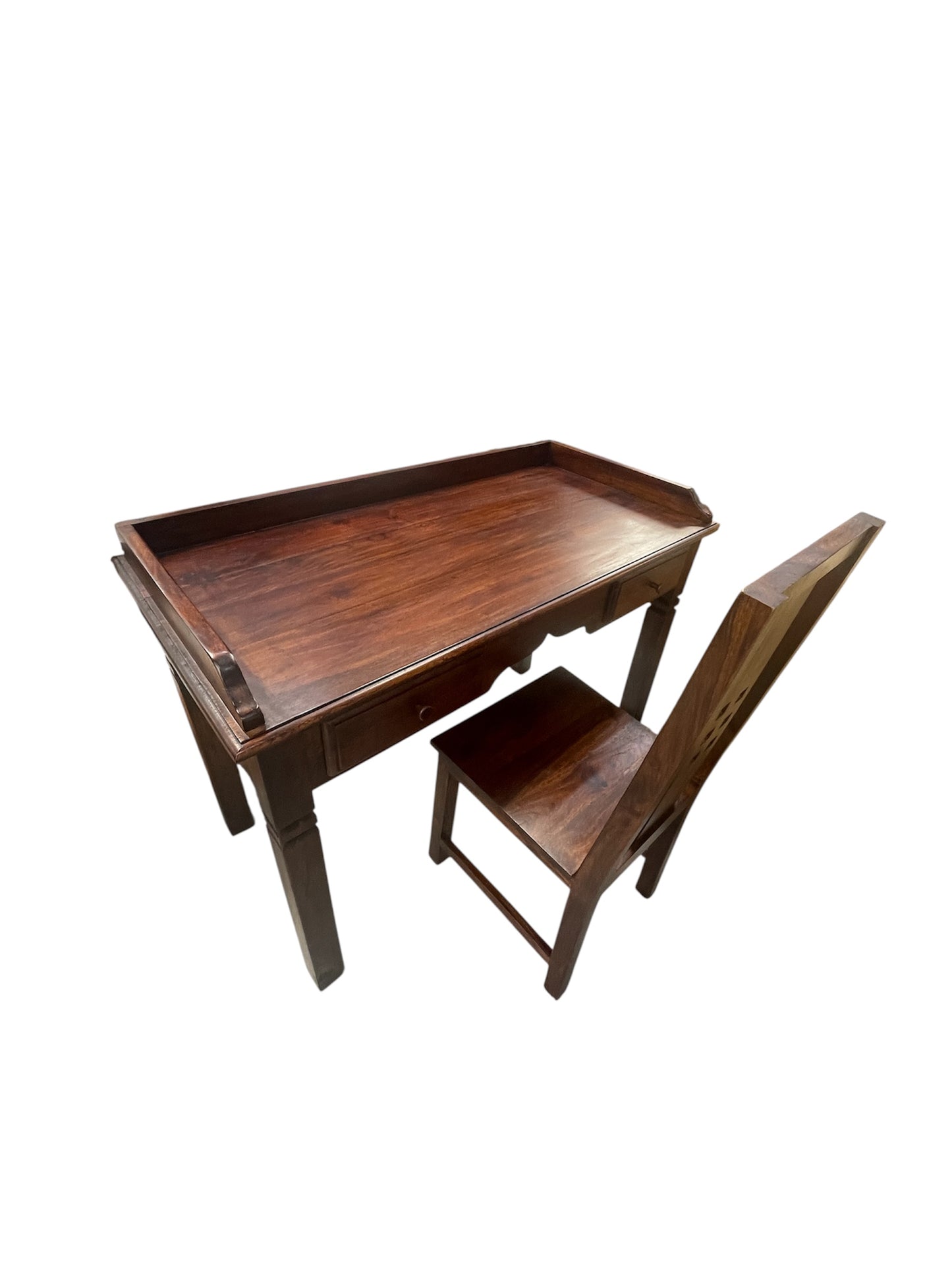 Bureau artisanal en bois d’acacia massif avec chaise— Inde